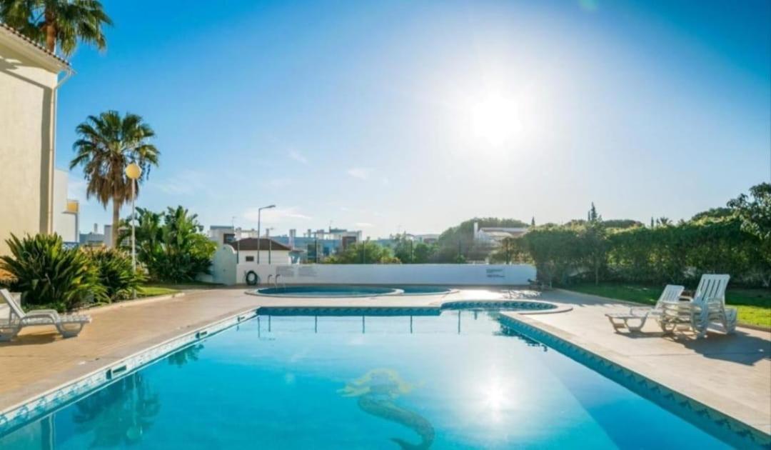 Flamingo'S Apartment W/ 2 Swimming Pool Албуфейра Екстериор снимка
