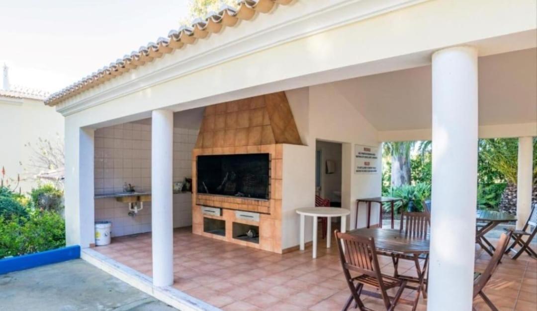 Flamingo'S Apartment W/ 2 Swimming Pool Албуфейра Екстериор снимка