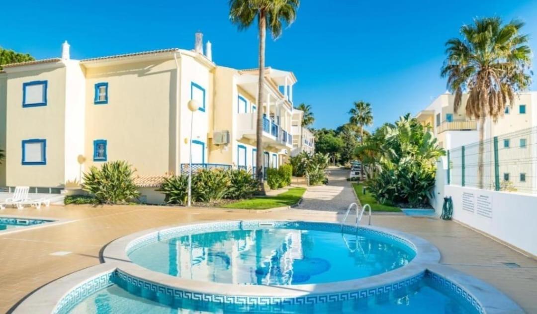 Flamingo'S Apartment W/ 2 Swimming Pool Албуфейра Екстериор снимка